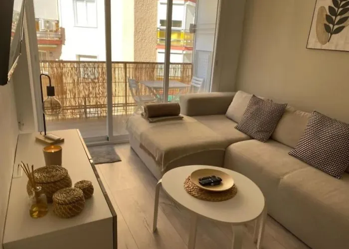 Casa Picaso Elegance, One Bedroom Center With Balcony By Namaste Elite