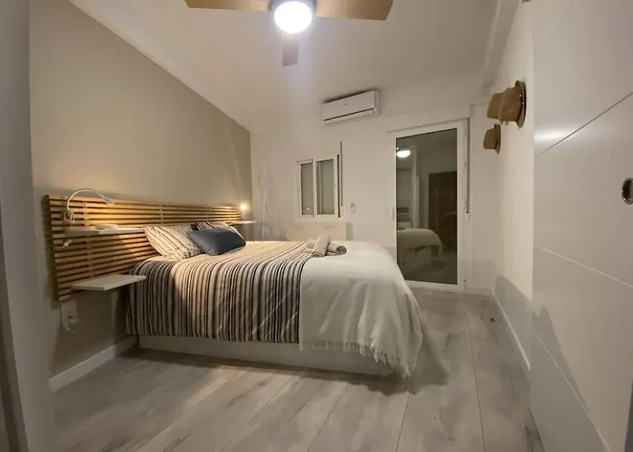 Casa Picaso Elegance, One Bedroom Center With Balcony By Namaste Elite *