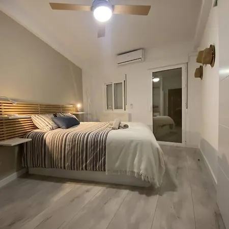 Casa Picaso Elegance, One Bedroom Center With Balcony By Namaste Elite *